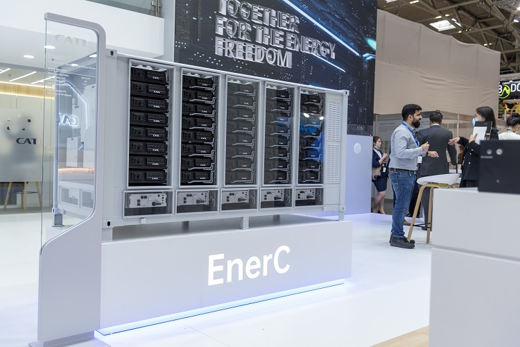 2 - 集裝箱式液冷儲能系統EnerC （20英尺標準集裝箱1比3還原制作）.jpg